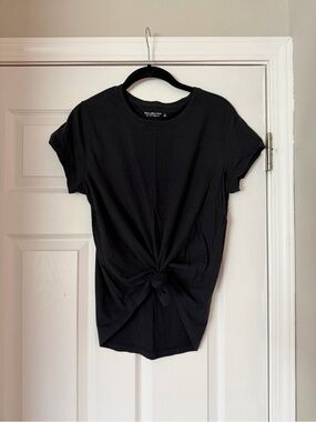 Abercrombie & Fitch Knotted Crew Short Sleeve Tee, L